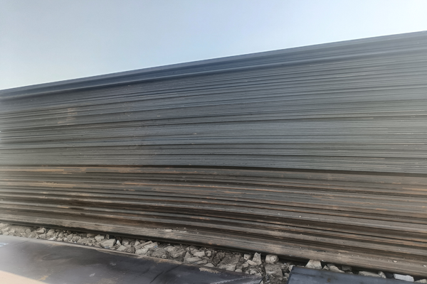 沈阳铺路钢板租赁的多重价值，，，，助力都会基础设施建设